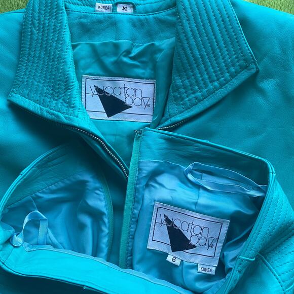 Vintage 80s Yucatan Bay Teal 2 Piece Leather Mini Skirt Jacket Matching Suit Set - Picture 10 of 11